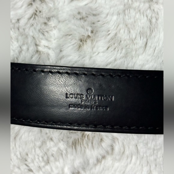 COPY - ✨Louis Vuitton St. Germain Crossbody ✨ - Picture 5 of 13